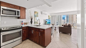 Unclassified image, 5 of 22, button - @ Marbella Lane Scenic Ocean & Lagoonview Studio (Honolulu)