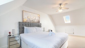 7 chambres, fer et planche à repasser, Wi-Fi, literie fournie