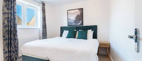 7 chambres, fer et planche Ă repasser, Wi-Fi, draps fournis