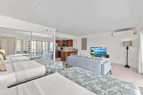 @ Marbella Lane Ocean Breeze Lagoon Front Stay