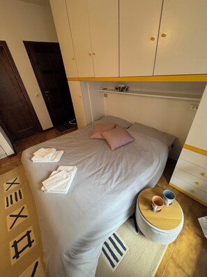 1 bedroom, WiFi, bed sheets - Cozy Alpine Studio in Aprica - Near Ski Slopes, Parking & Wi-Fi (Aprica)
