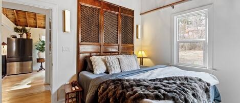 3 slaapkamers, een strijkplank/strijkijzer, gratis wifi, beddengoed