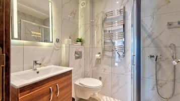 Free toiletries, hair dryer, towels, soap