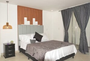 3 Schlafzimmer, Bügeleisen/Bügelbrett, kostenloses WLAN, Bettwäsche