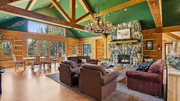 TV, fireplace, ping pong