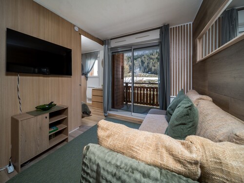 Bel appartement 6 pers, pied des piste, vue montagne