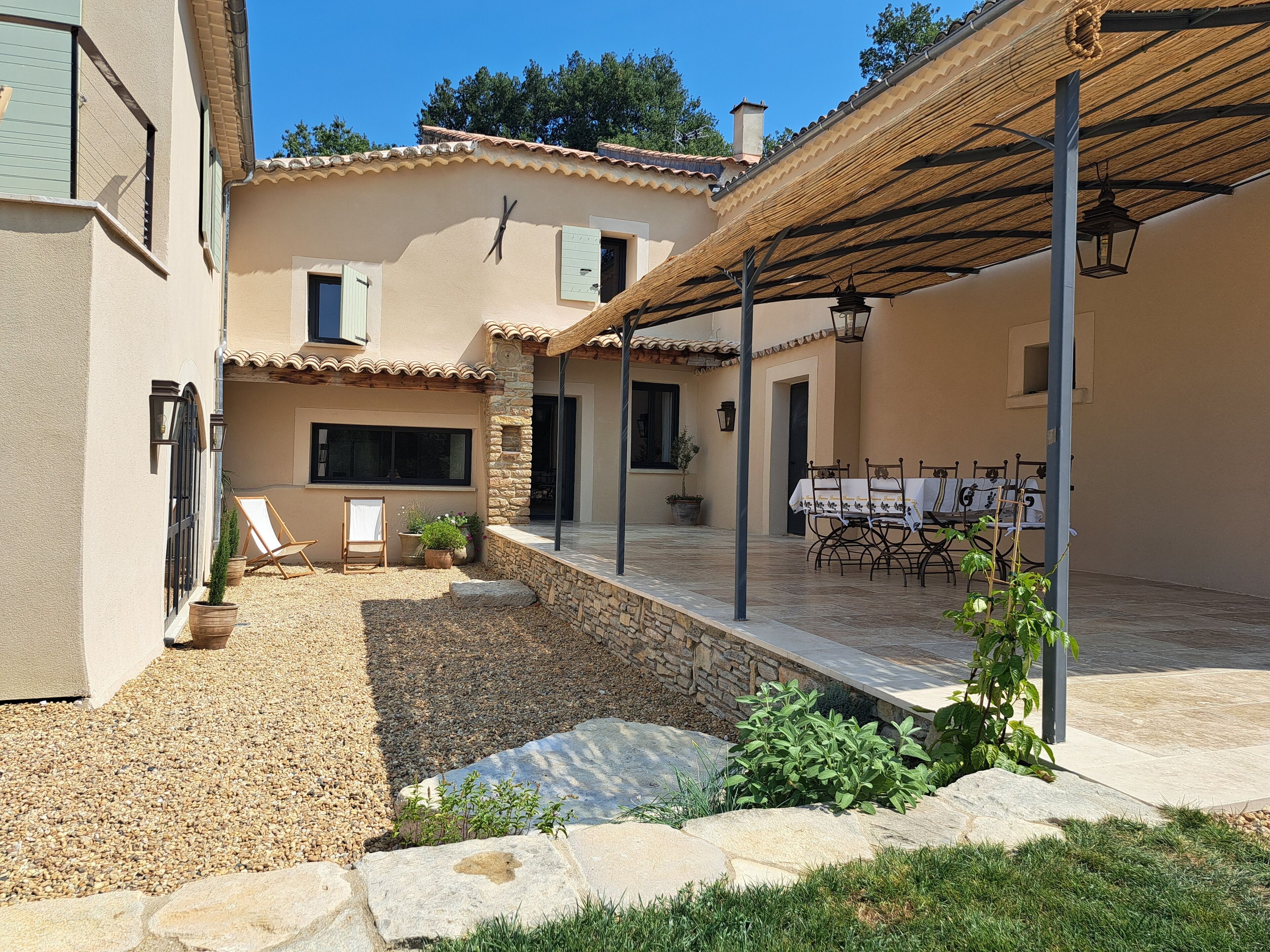 Restauration extérieure