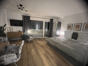1 bedroom, WiFi, bed sheets - Bella Vista - cozy 1-room studio with far-reaching views (Bad Rothenfelde)