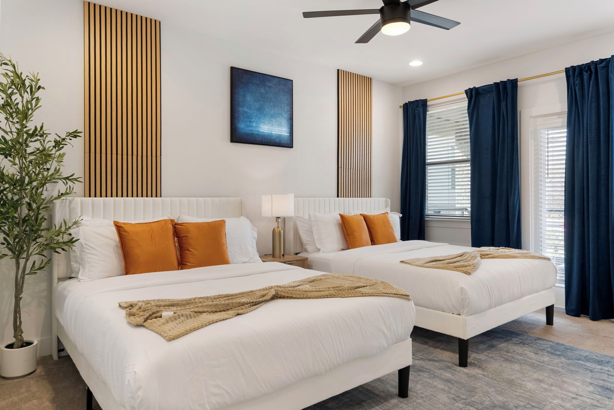 3 室のベッドルーム、デスク、アイロン / アイロン台、WiFi (無料)