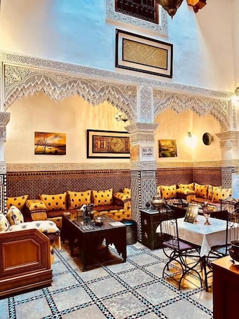 Dining. Patrimoine de Fes