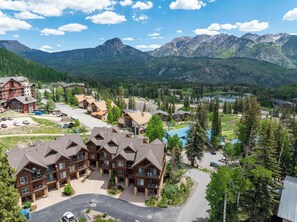 Exterior - Luxury Elkpoint 1-True Ski-In Ski-Out, Family Villa (Durango)