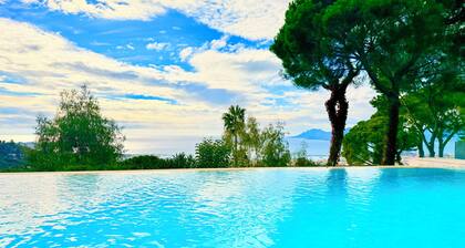 Villa de Luxe - Vue Mer Panoramique à Cannes