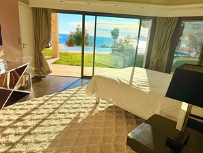 6 chambres, fer et planche à repasser, Wi-Fi, draps fournis