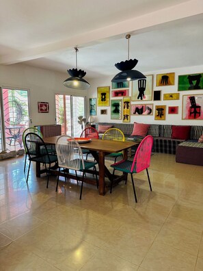 Dining - Villa Tangal (Thies)