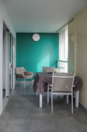 Interior - Bright, quiet apartment with full air-conditioning (Saint-François)