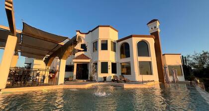 Casa Hipocampo – Ocean Views, Pool & Comfort