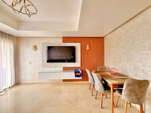 Dining - The Blush Garden Apt with Pools and beach access in Taghazout Bay (Tamraght)