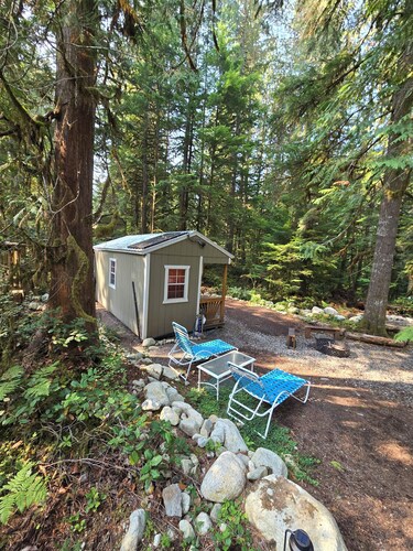 Tranquil campsite near the North Cascades-perfect for tents, RVs, Sprinters