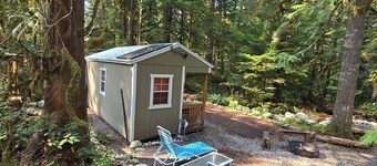 Tranquil campsite near the North Cascades-perfect for tents, RVs, Sprinters