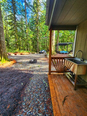 Outdoor spa tub - Tranquil campsite near the North Cascades-perfect for tents, RVs, Sprinters (Marblemount)