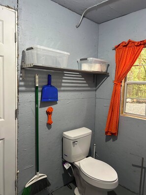 Shower, soap, toilet paper - Tranquil campsite near the North Cascades-perfect for tents, RVs, Sprinters (Marblemount)