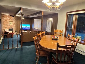 Dining - The Gathering Place: King Suite, 3 baths, room to relax! Feels like home. (Lindsborg)