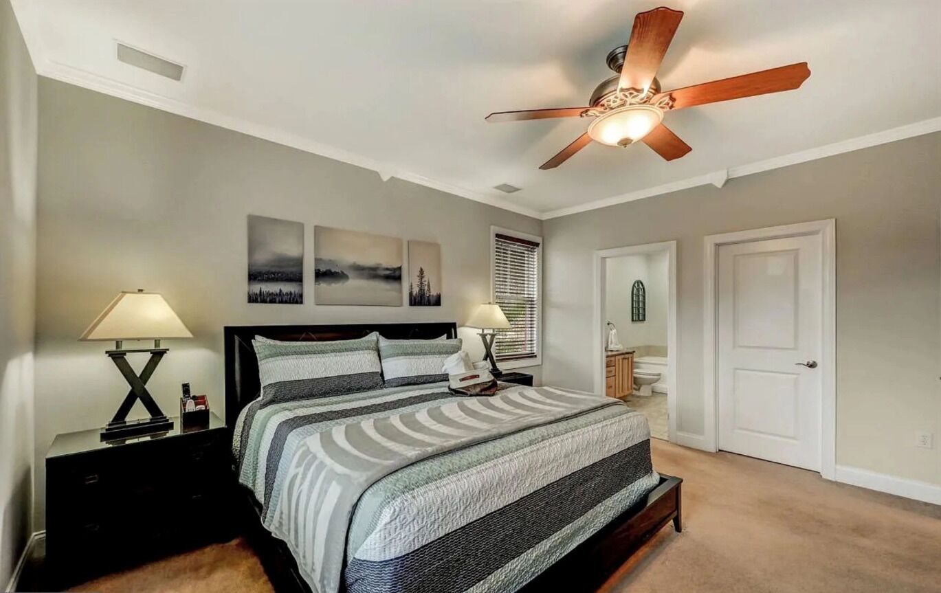 4 chambres, fer et planche à repasser, lit parapluie, Wi-Fi gratuit