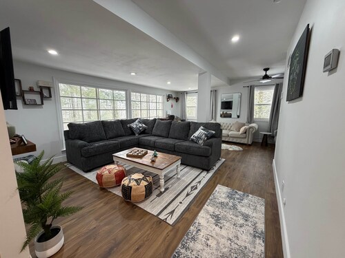 Poconos Hideaway: Lakes & Trails by Promised Land