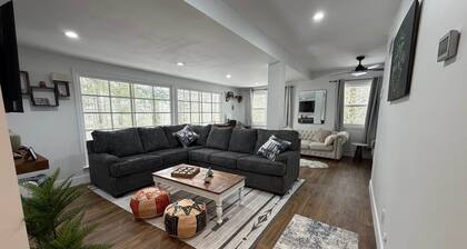 Poconos Hideaway: Lakes & Trails by Promised Land