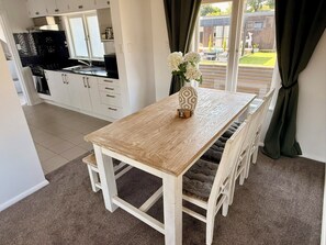 Dining - Mango Point – Renovated Family Bach, Big Yard & Boat Parking a minute from Lake (Mangakino)