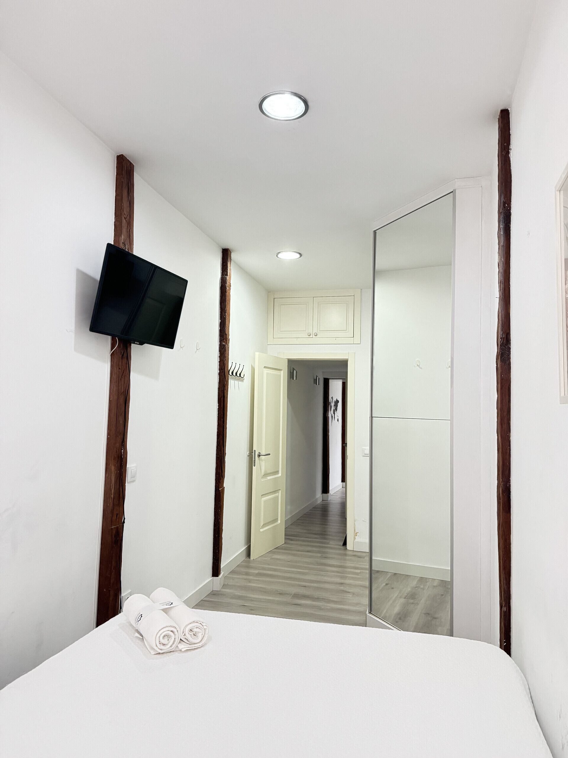 1 chambre, fer et planche à repasser, Wi-Fi gratuit, draps fournis