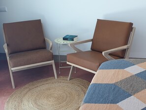 Studio, Pool View | Interior