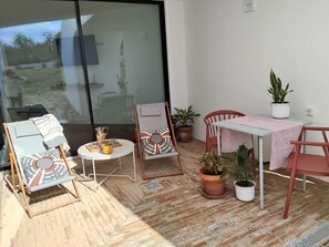 Studio, Pool View | Outdoor dining - Monte das Açoteias - Agroturismo (Tavira)