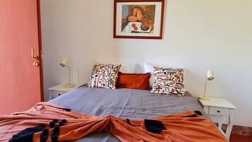 Standard Double Room, Garden View | Wi-fi percuma