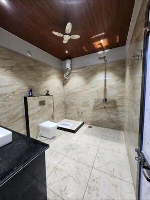 Family Studio, City View | Bathroom | Shower, slippers, towels, soap - Hotel Shree Sanwaliya (Ujjain)