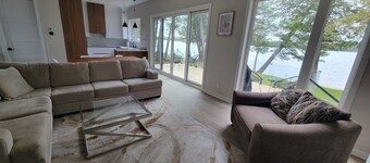 Evening Glory on the Lake: Luxury Getaway