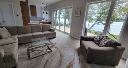 Evening Glory on the Lake: Luxury Getaway