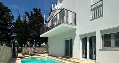 Apartment Moon - Happy Sun Apartments Sabunike, Croatia