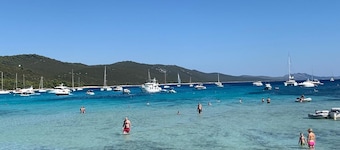 Apartment Moon - Happy Sun Apartments Sabunike, Croatia