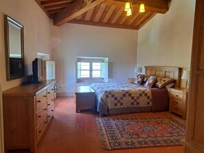 Internet, bed sheets - Palazzo Capponi (Soiana)