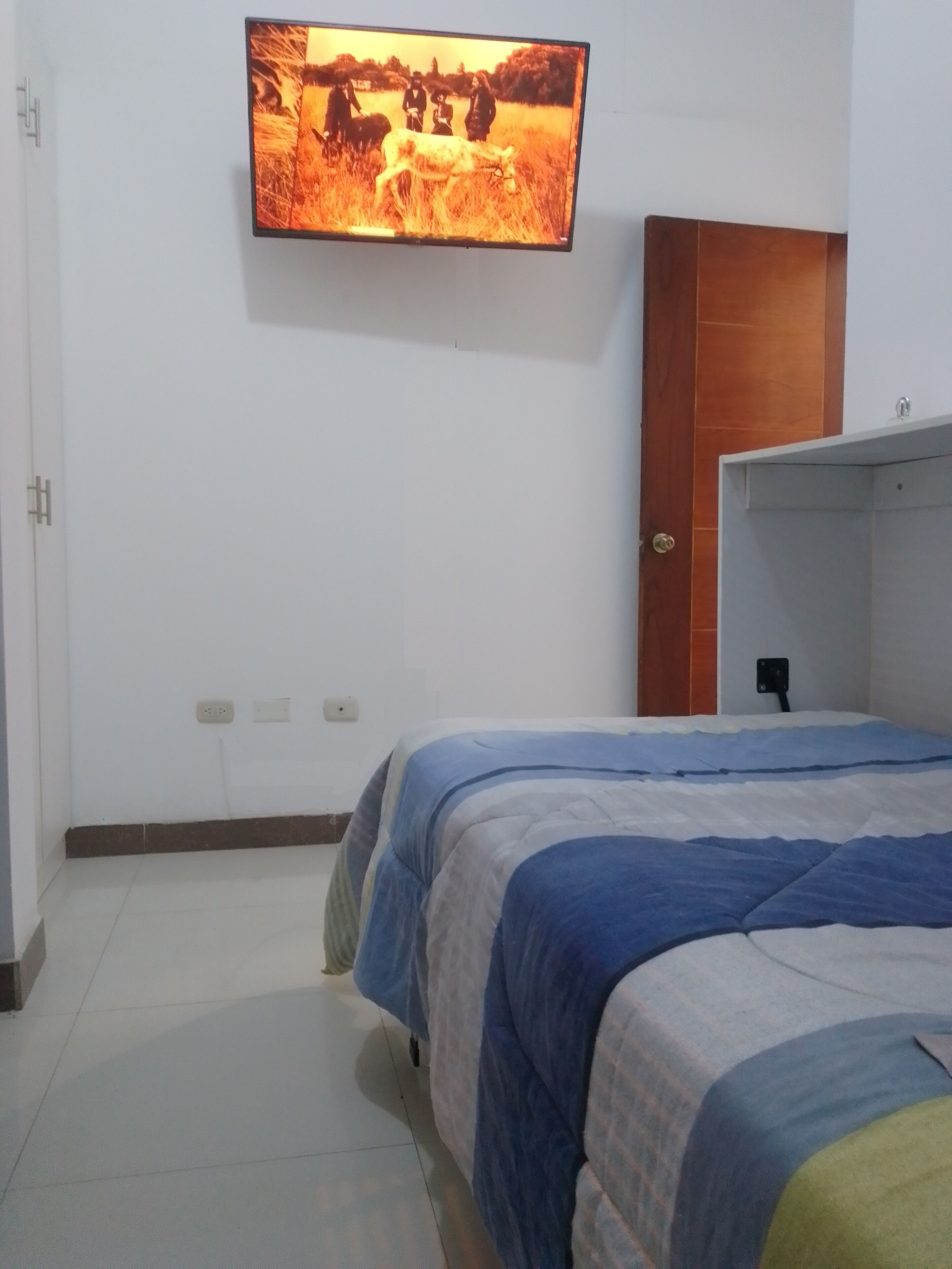 2 habitaciones, wifi gratis y ropa de cama 