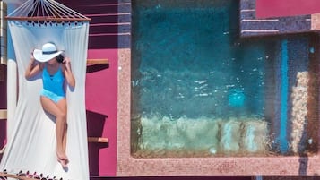 Sesongbasert utendørsbasseng