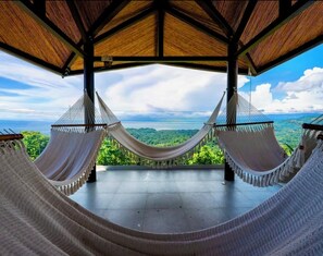 Terrace/patio - Ocean View Condo Near Jaco - 2 Balconies + Resort Pool + Sunsets (Puntarenas Province)