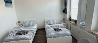 2-room ground floor apartment with terrace in Stade (15 min walk to the train station)