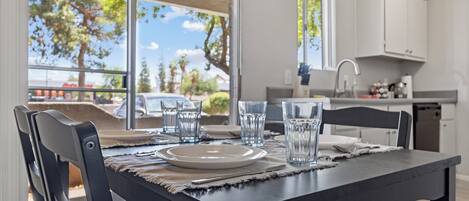 تناول الطعام