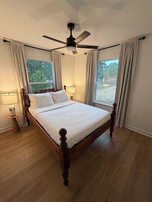 3 Schlafzimmer, Bügeleisen/Bügelbrett, WLAN, Bettwäsche