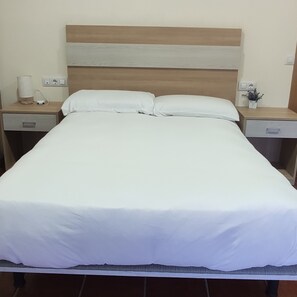 1 habitación, wifi y ropa de cama 