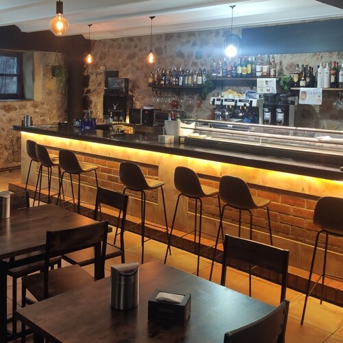 Hostal Bar Restaurant La Villa
