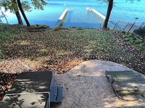 Terrace/patio - Luxury 4-bedroom on Lake Waubesa+HotTub+PrivateDock+GameRoom+SmartTV+EV charger (McFarland)