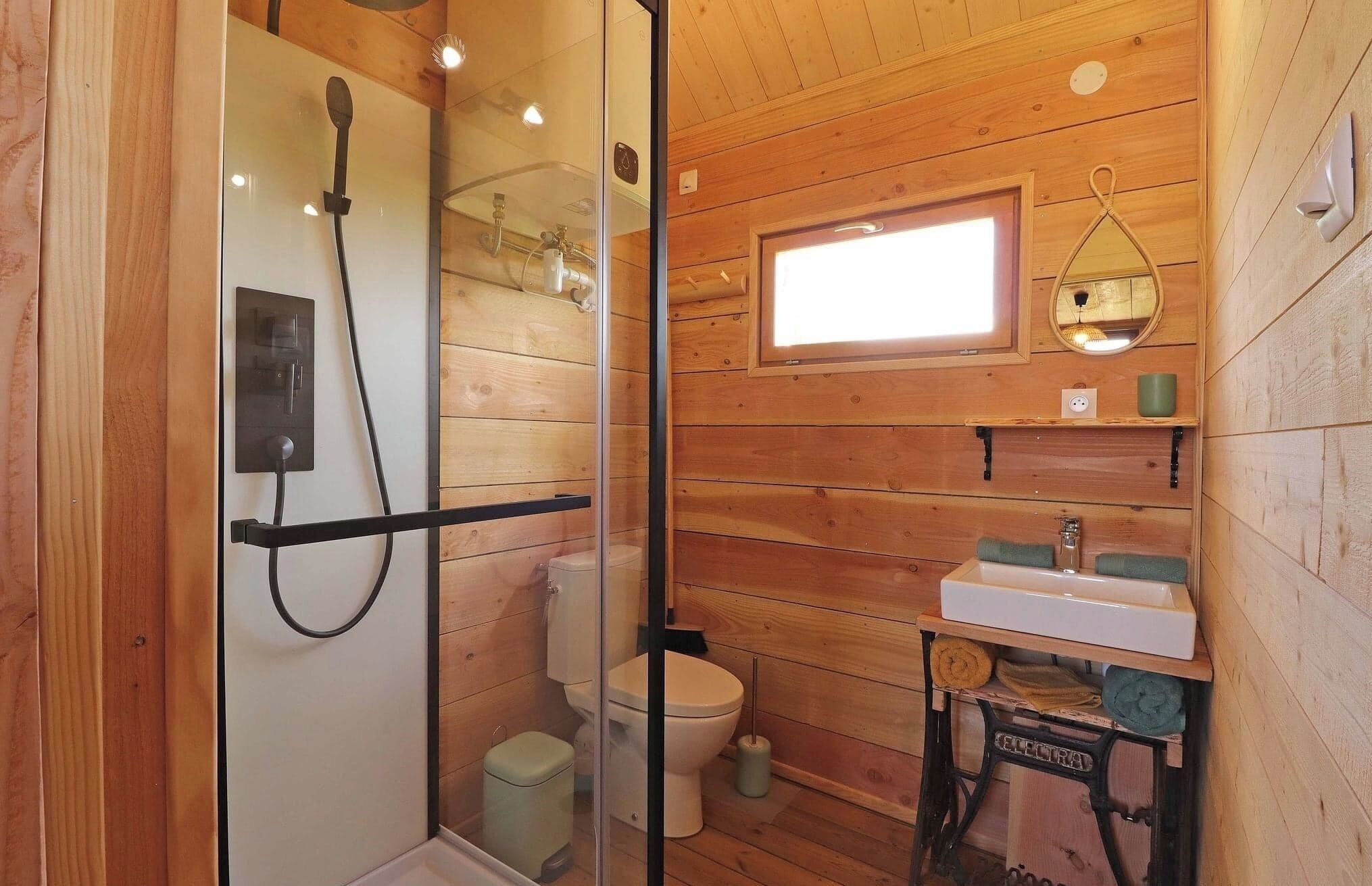 Handdoeken, toiletpapier